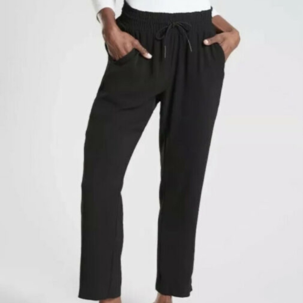 Athleta Metropolis Straight Leg Travel Commute Pants